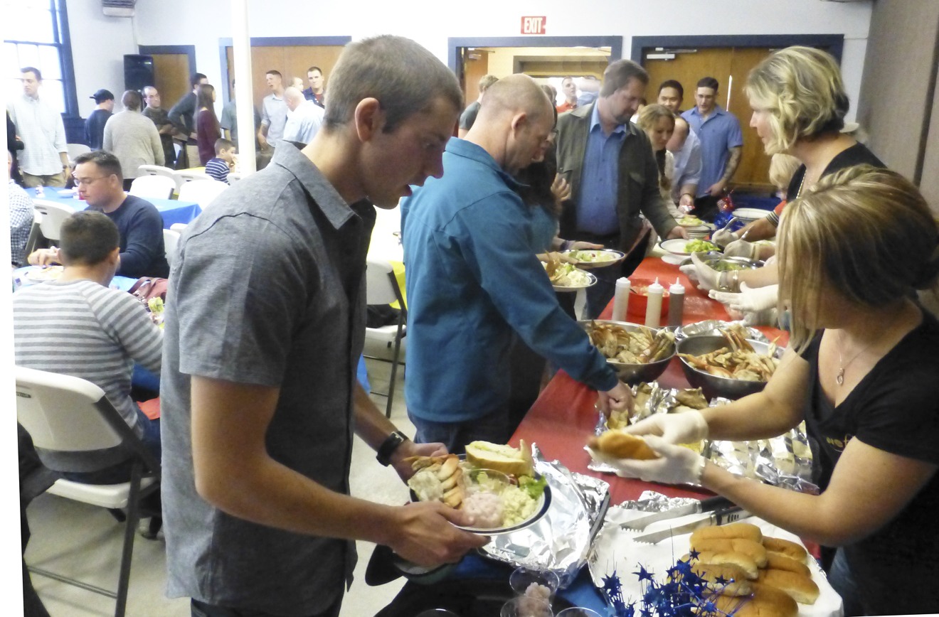 Attendees enjoyed a wide variety of entrees, salads, sides and desserts at the Appreciation Dinner. BARB AUE | SOUTH BEACH BULLETIN