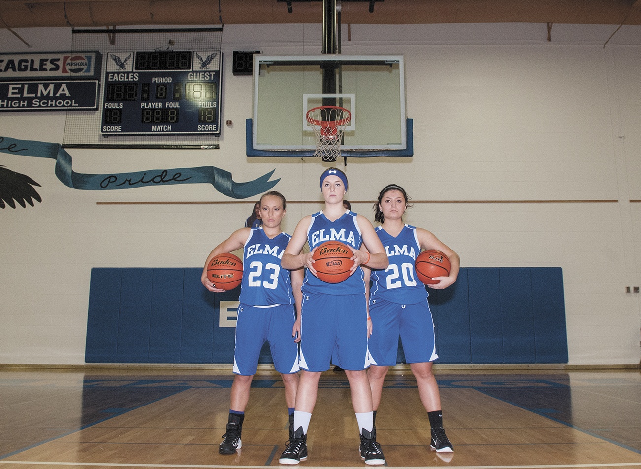 Grays Harbor Basketball Preview: Young, athletic roster will fire up Elma