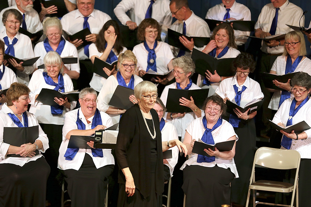 The Willapa Harbor Chorale’s performance last spring at the Raymond Theatre. At the center of the photo is longtime chorale director Rick Gauger. (Photo by Keith Krueger)