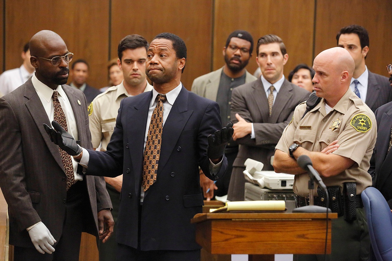 Sterling K. Brown as Christopher Darden and Cuba Gooding Jr. as O.J. Simpson in “The People v. O.J. Simpson.” (Ray Mickshaw/FX)