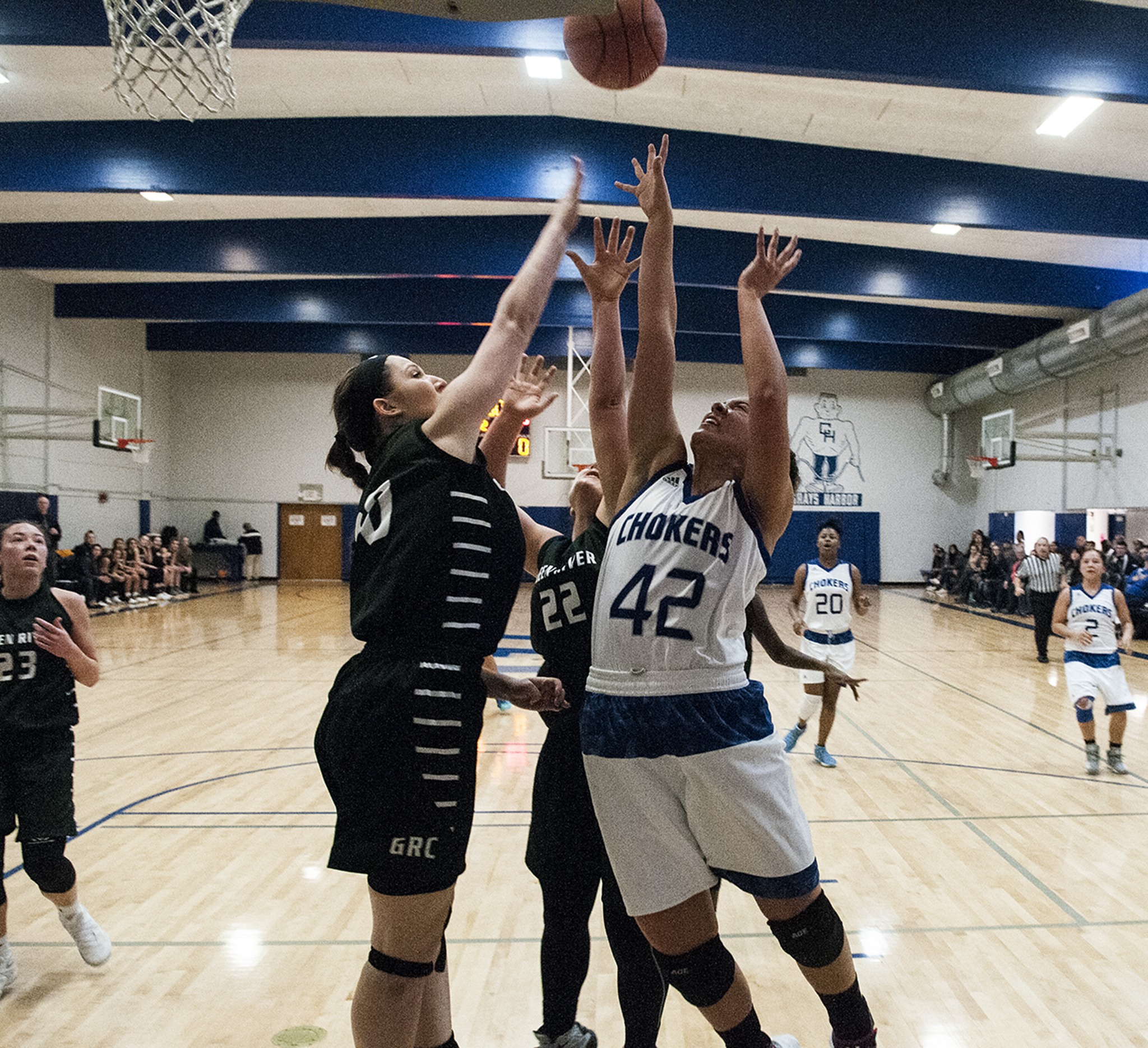 Grays Harbor College sweeps basketball division home openers
