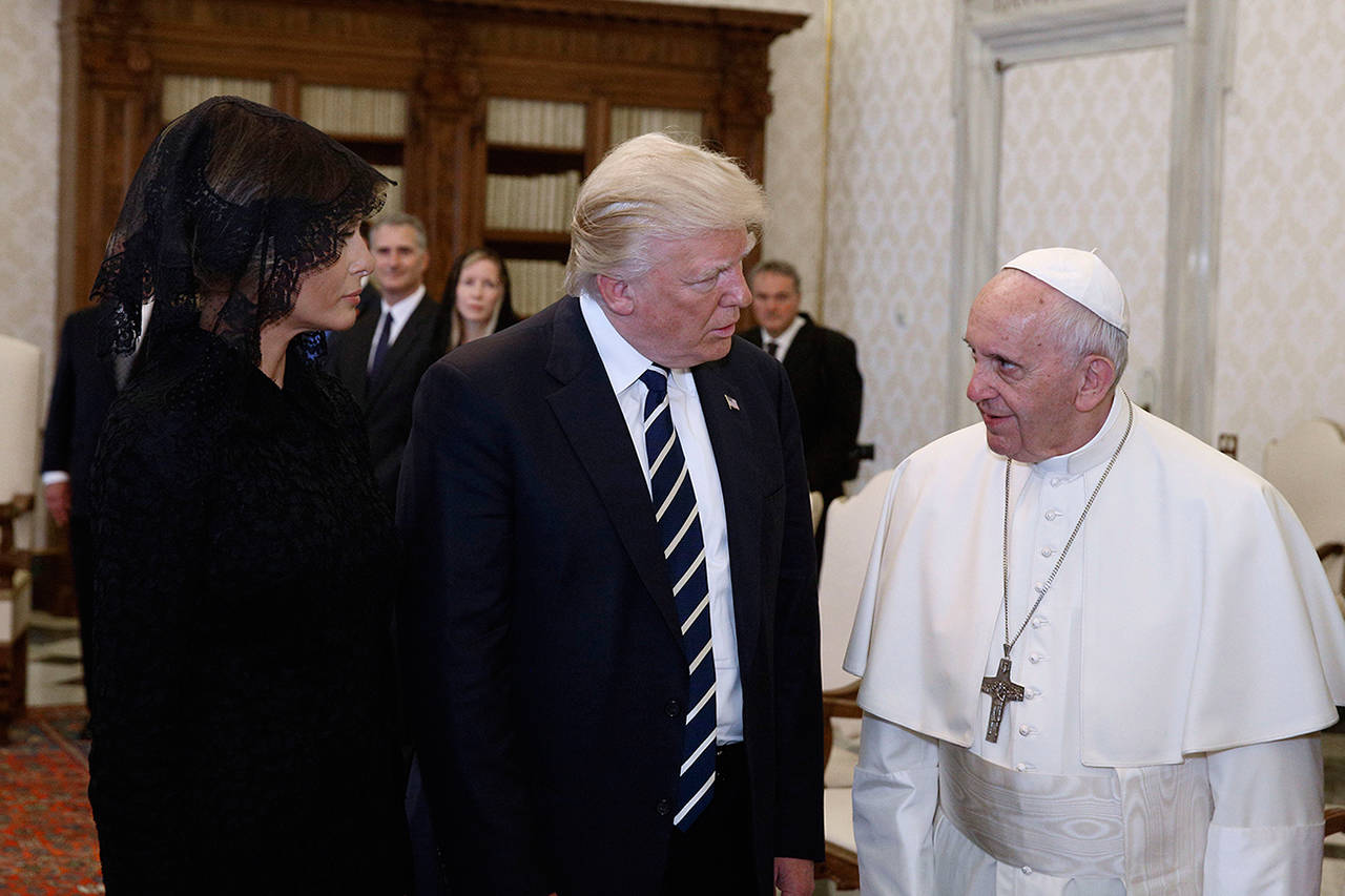 Pope Francis meets U.S. President Donald Trump and his wife Melania Trump on Wednesday, May 24, 2017 at the Vatican. (Evandro Inetti/Vatican pool)