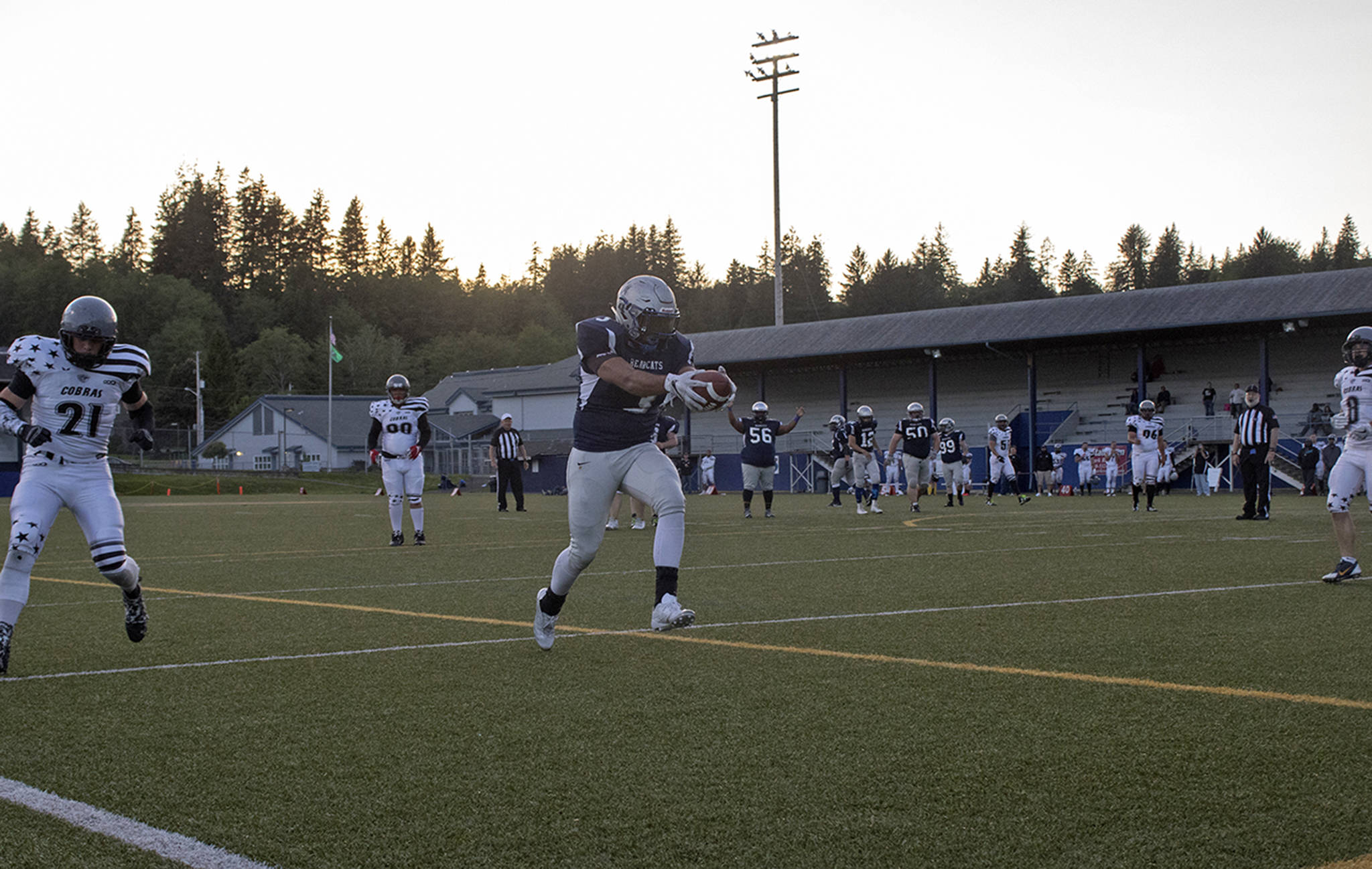 (Brendan Carl | The Daily World) Grays Harbor Bearcats’ Pedro Gonzalez runs into the end zone after catching a pass against the Cowlitz Cobras on Saturday.