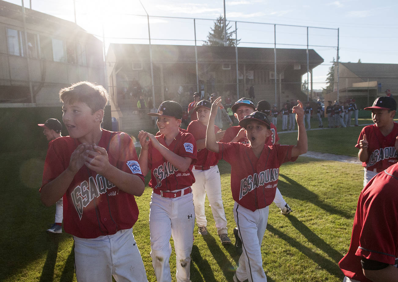 Issaquah outlasts Mill Creek, 11-4, to win state 8-10 Little League title