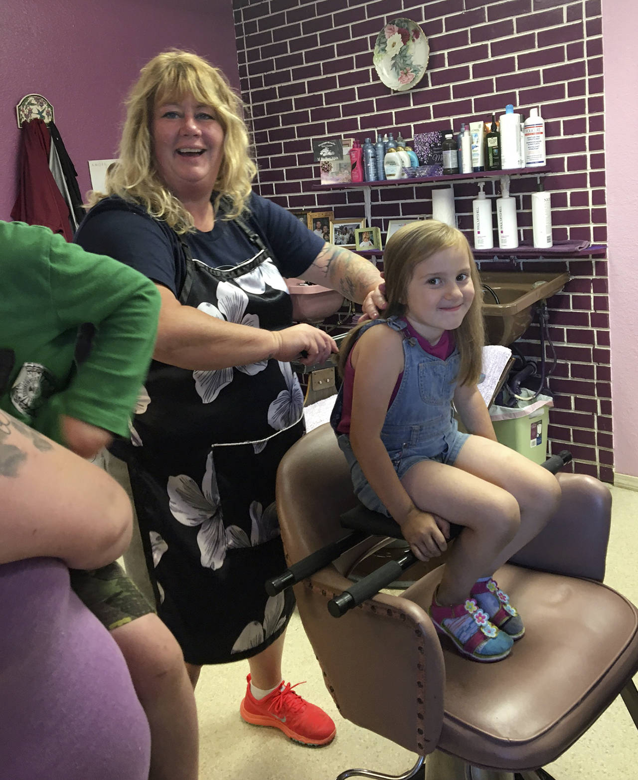 Aberdeen salon donates haircuts