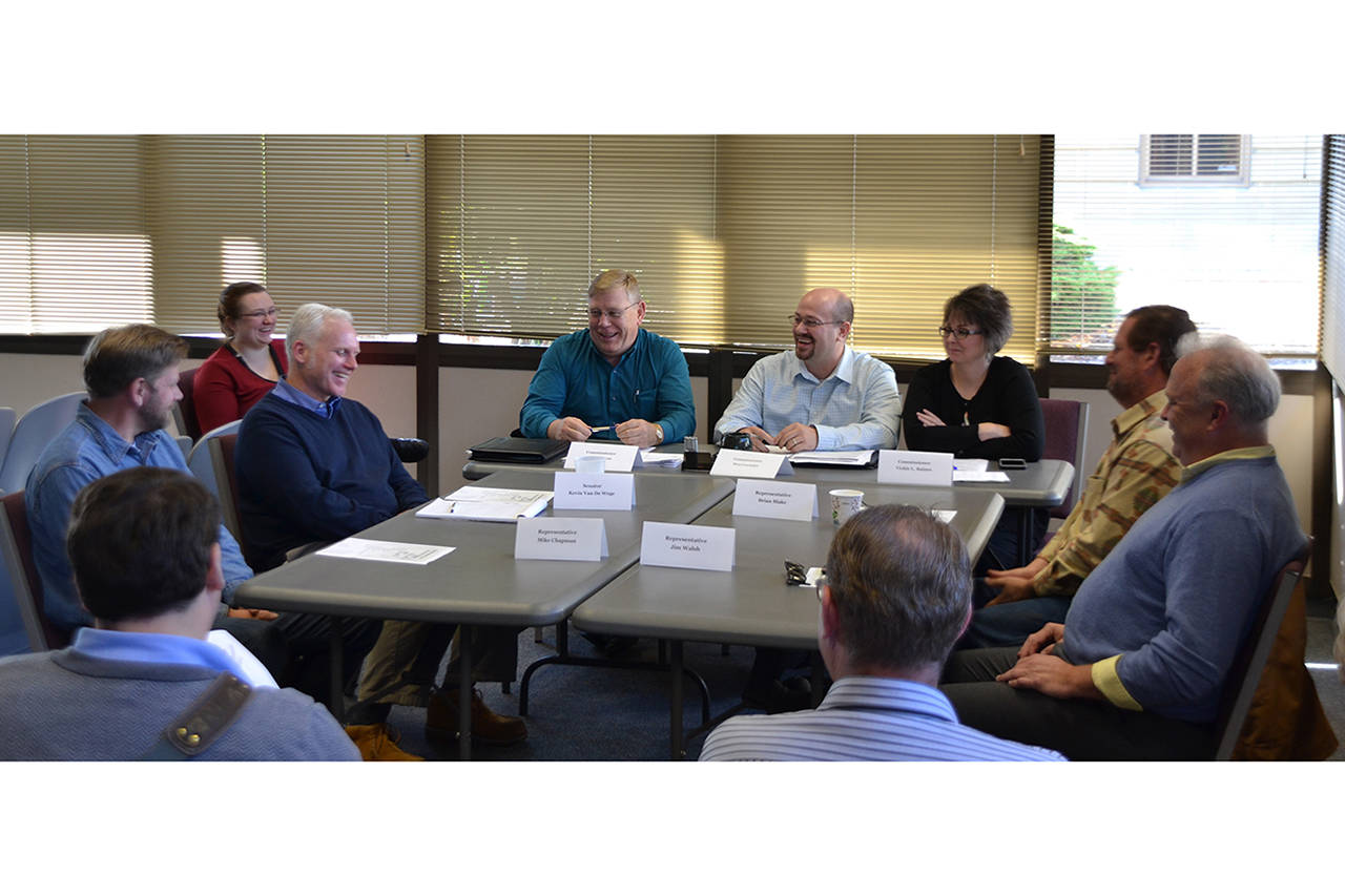 Rep. Brian Blake, Rep. Jim Walsh, Rep. Mike Chapman and state Sen. Kevin Van De Wege were on hand to hear the issues facing Grays Harbor County. County commissioners Randy Ross, Wes Cormier and Vickie Raines led the Legislative summit on Oct. 26. (Photo by Guy Bergstrom)