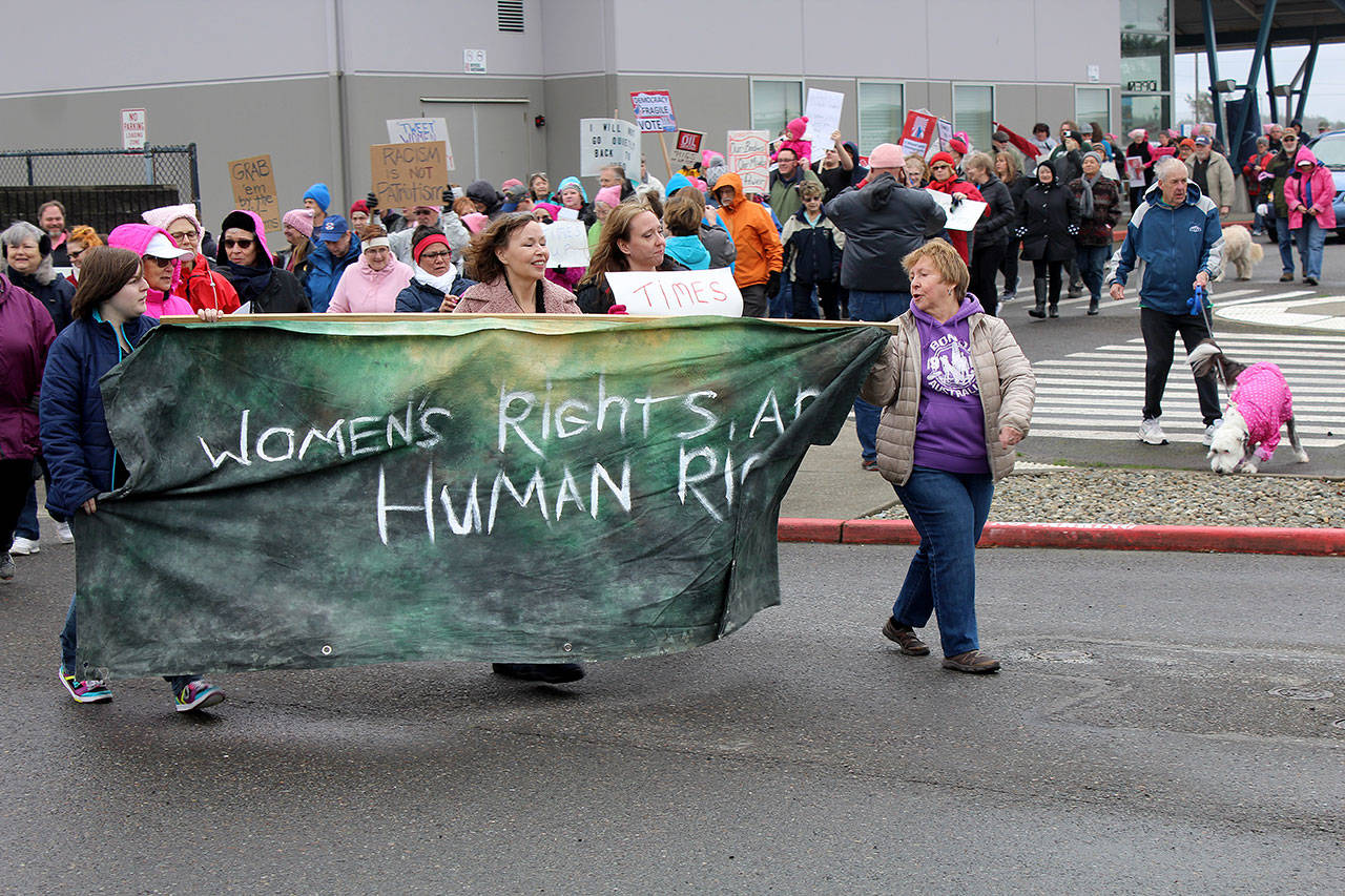 Ocean Shores women’s march elevates multiple causes