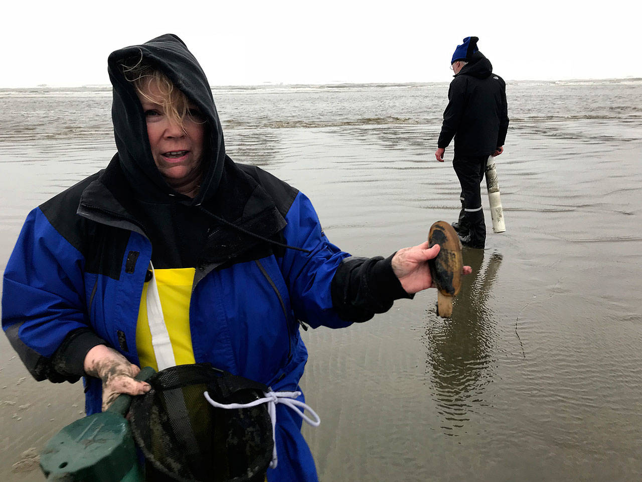 Photos from the razor clam dig on the coast