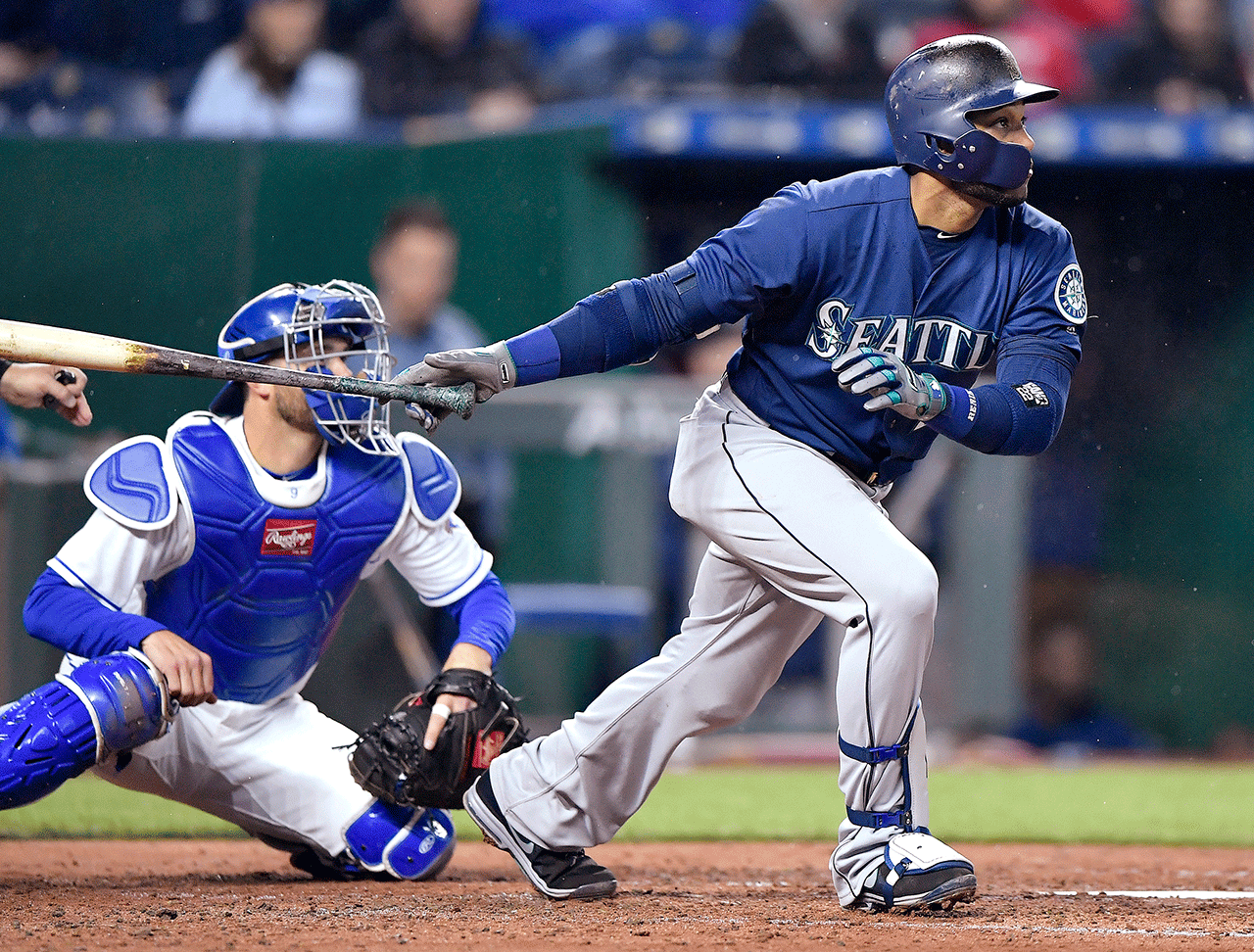 Robinson Cano passed a hall of famer for second-most HRs ever by a second baseman