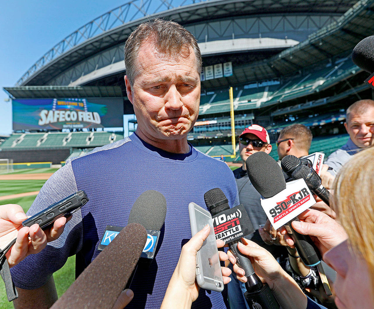 Mariners manager Scott Servais on Robinson Cano suspension: ‘The plan is to get to the playoffs and that will continue to be the goal’