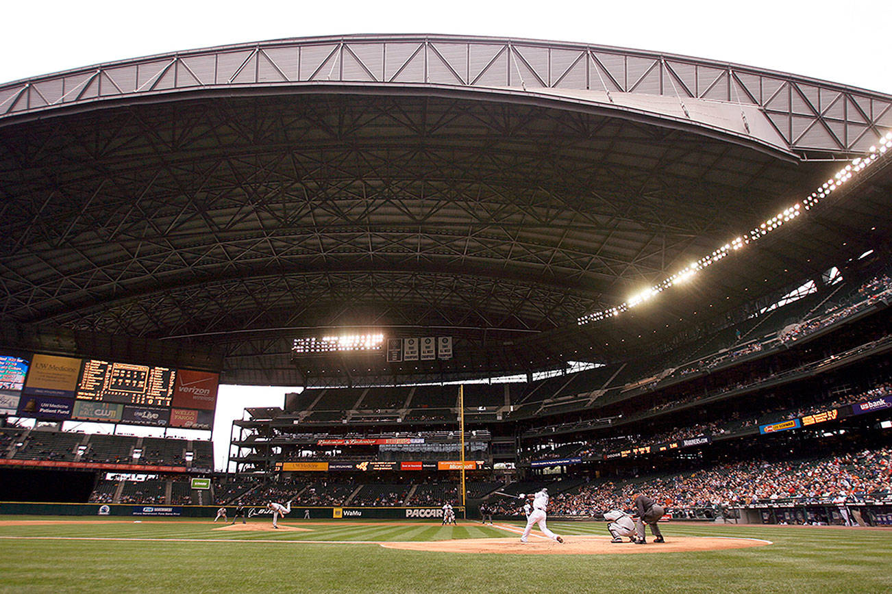 In 180 million ask for public money, Mariners cite retractable roof