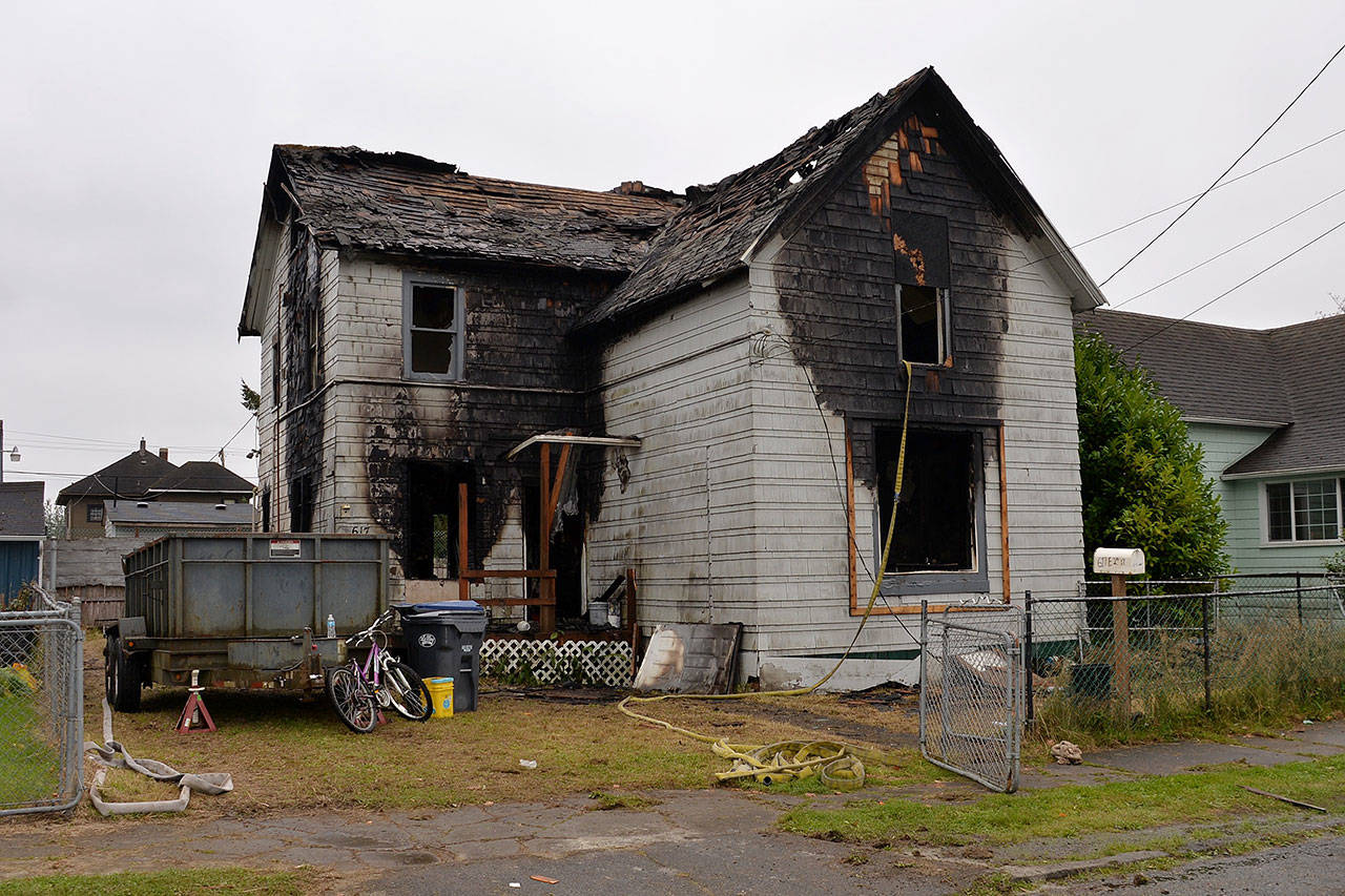 Louis Krauss | The Daily World                                A house fire in Aberdeen on Thursday resulted in one persons death due to smoke inhalation.