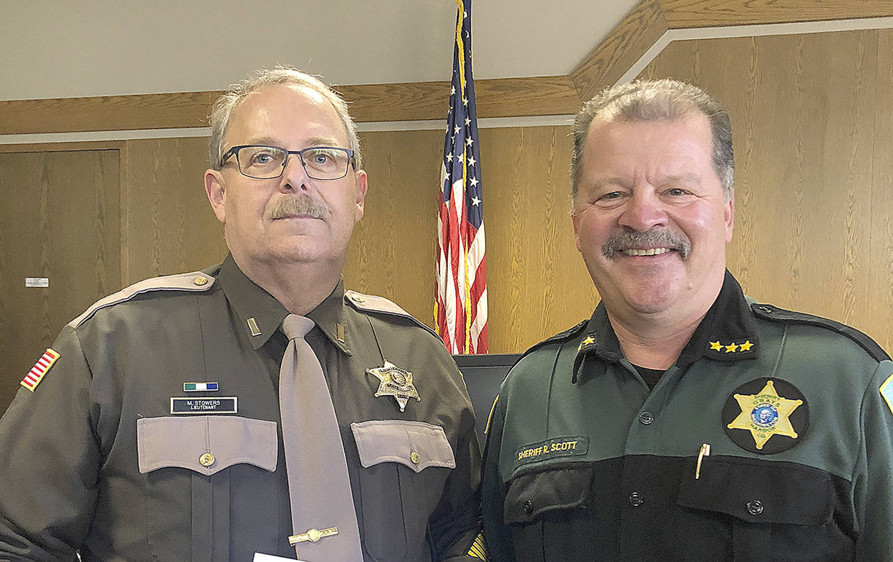 COURTESY PHOTO                                Grays Harbor Sheriffs Office Lt. Matt Stowers, left, received a life saving medal from Sheriff Rick Scott Friday, Nov. 2, for his actions with a suicidal subject Oct. 24.