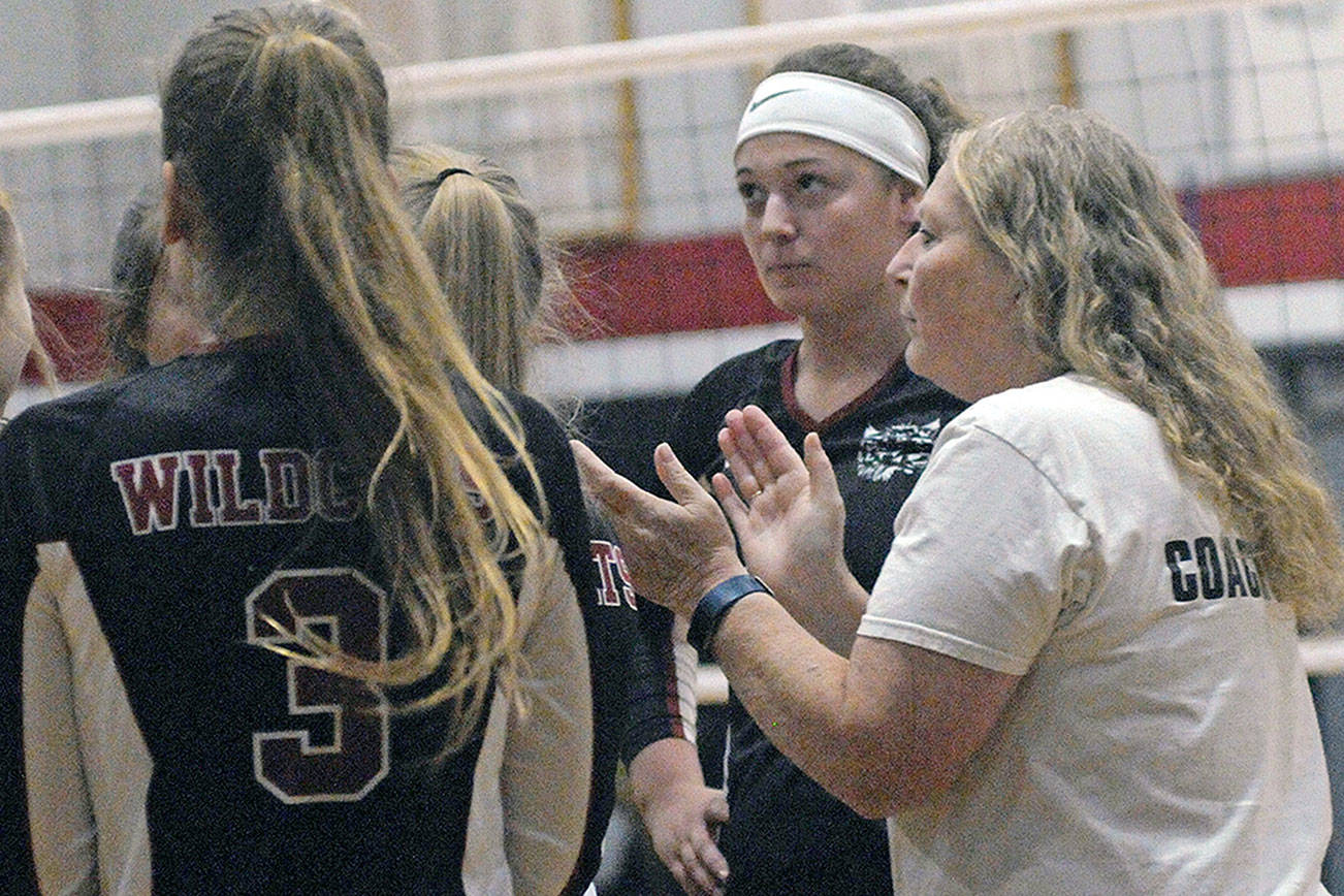 Ocosta’s Barnum, South Bend’s Sanchez earn top 2B volleyball honors