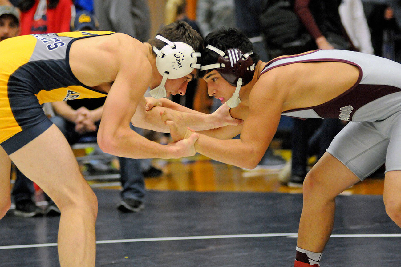 Aberdeen edges Elma for team title at Kickoff Classic wrestling tournament