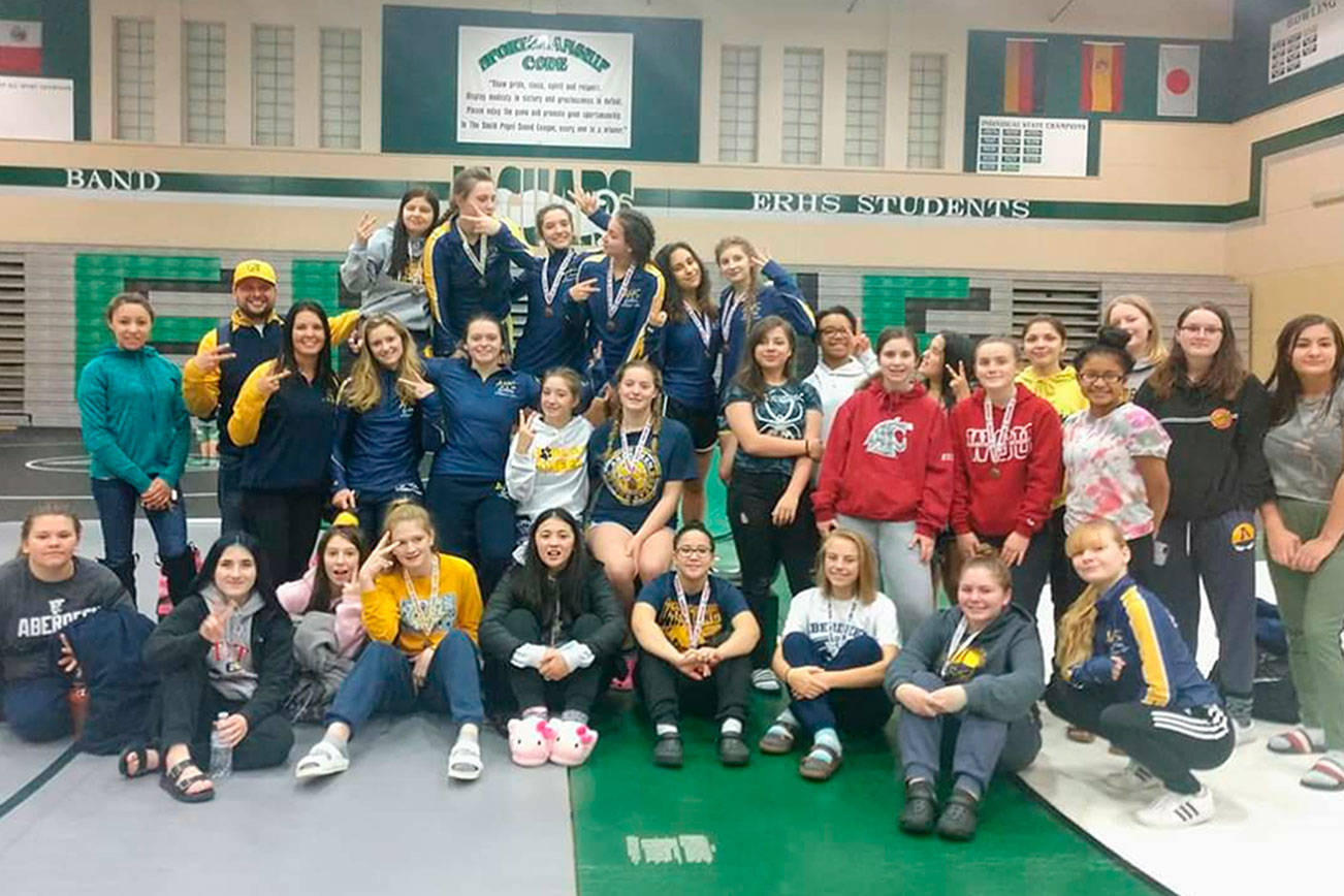 Aberdeen girls wrestling places second at Lady Jag invite