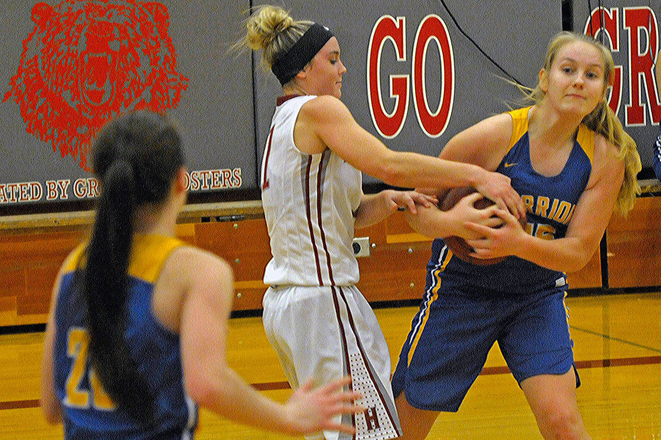 Thursday Prep Roundup: Hoquiam girls outmuscled in loss to Rochester