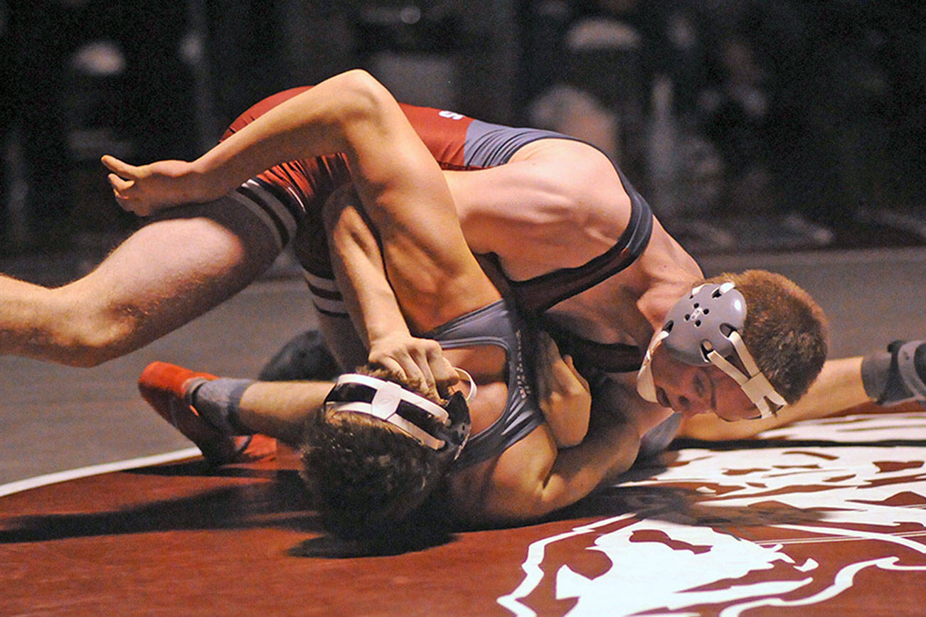 Prep Wrestling Roundup: Legacy continues at Grizzly Alumni Invitational