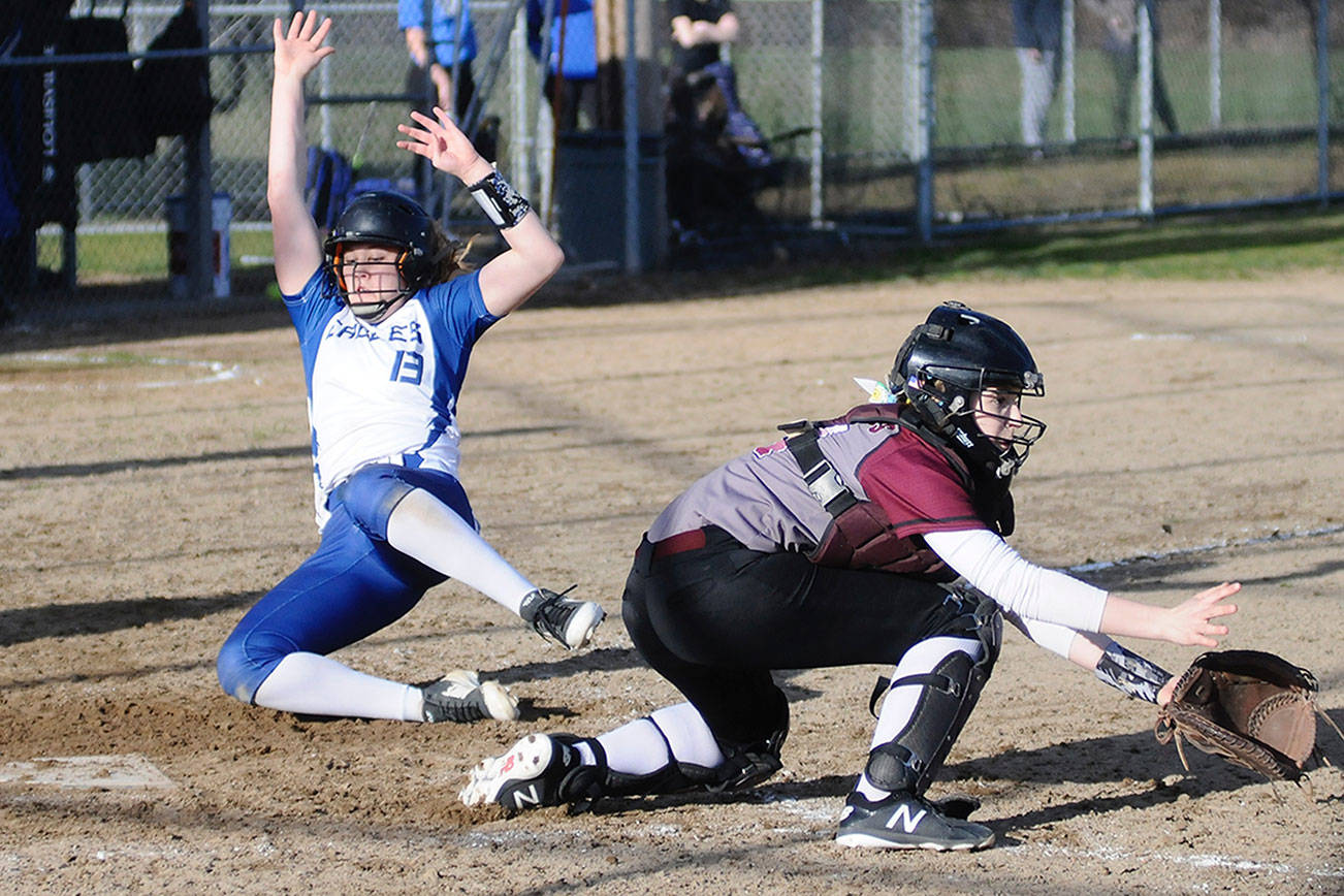 Tuesday Prep Roundup: Elma walks off to beat Montesano for first time in four years