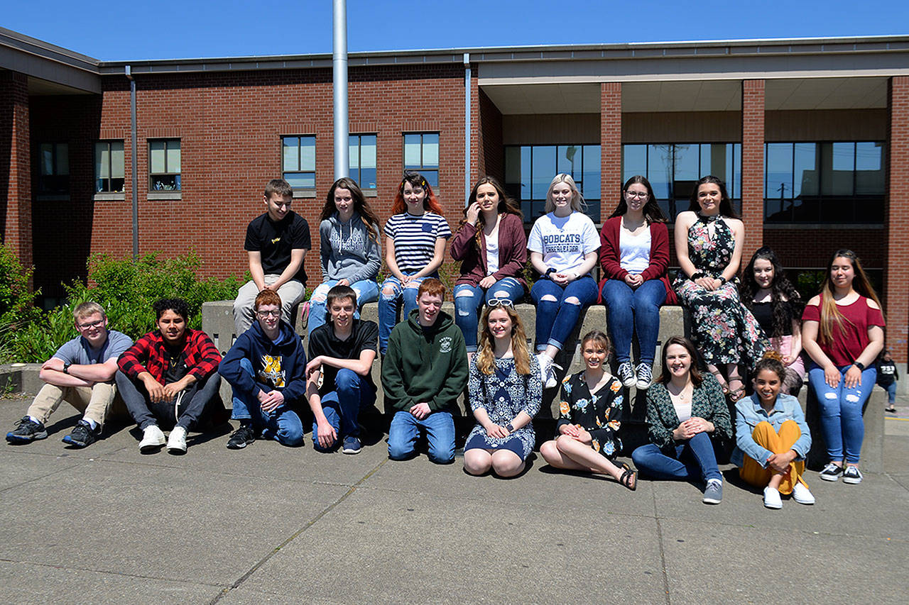 Louis Krauss | Grays Harbor News Group                                Aberdeen High School’s Top Scholars for the Class of 2019: back row, from left: Conner Gates, Katelynn Lewis, Sierra Templeton, Natalie Hurd, Meghan Howell, Lauren Boyle, Camryn Cook, Zoe Templeton and Diana Rodriguez. Front row, from left: Parker Timmons, Mickey Lizarraga, Jared Erwin, Nolan Palmer, Trace Erwin, Savannah Chandler, Mercy Johnson, Kelsey Bielec and Kylie Knodel.