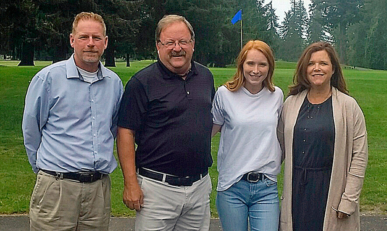 Glory Hallelujah: Montesano's Glory Grubb signs to play golf for Grays  Harbor College | The Daily World