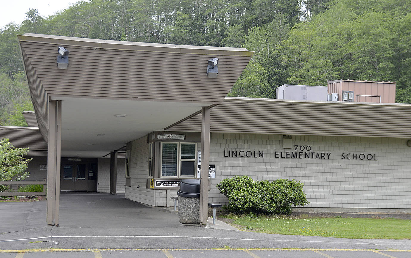 FILE PHOTO                                 Construction at Lincoln Elementary School in Hoquiam has been pushed back a year, meaning preschool and first- and second-grade students will attend classes there in the 2019-20 school year.