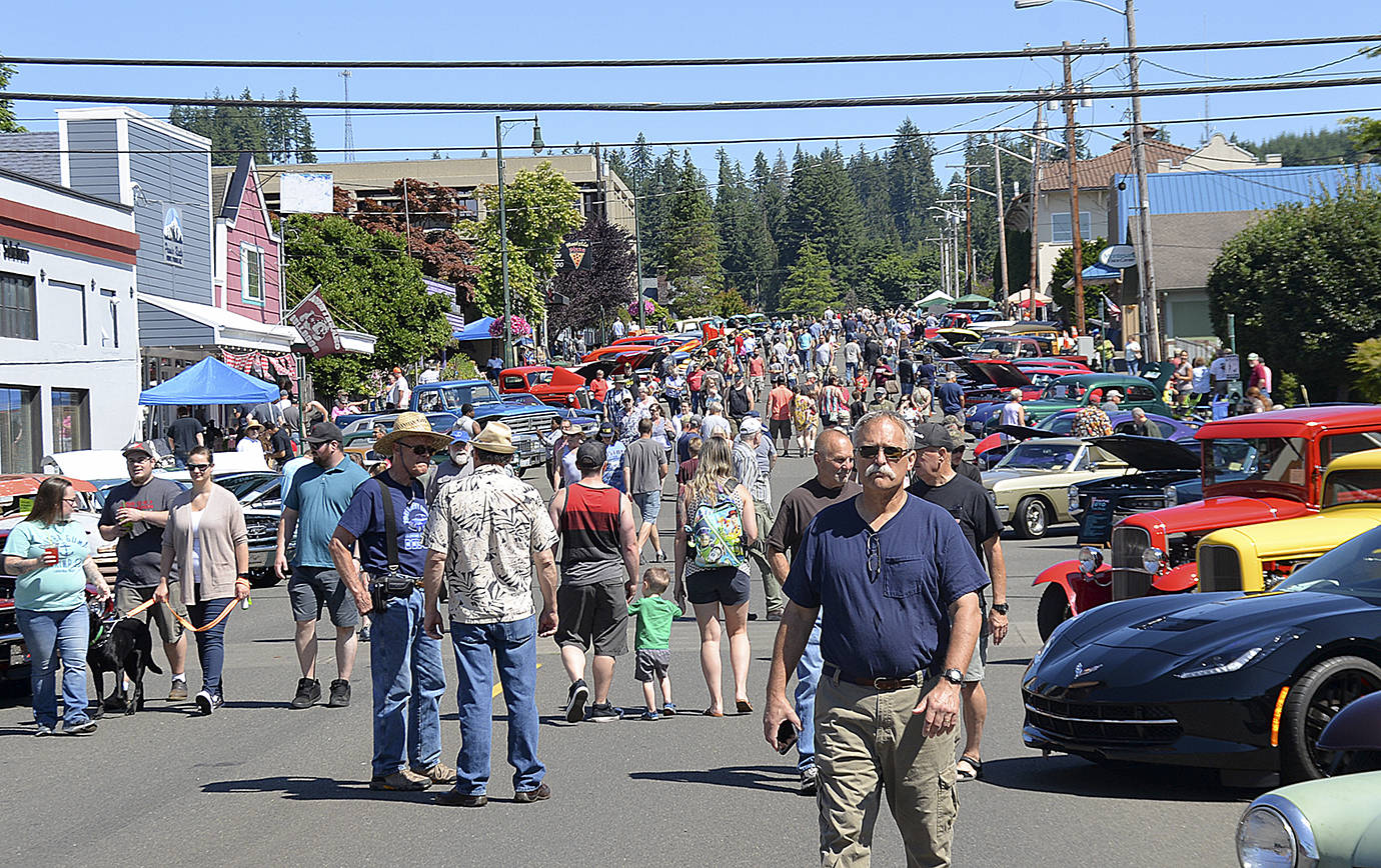 DAN HAMMOCK | GRAYS HARBOR NEWS GROUP                                Main Street was packed well into Saturday afternoon for the Historic Montesano Car Show.