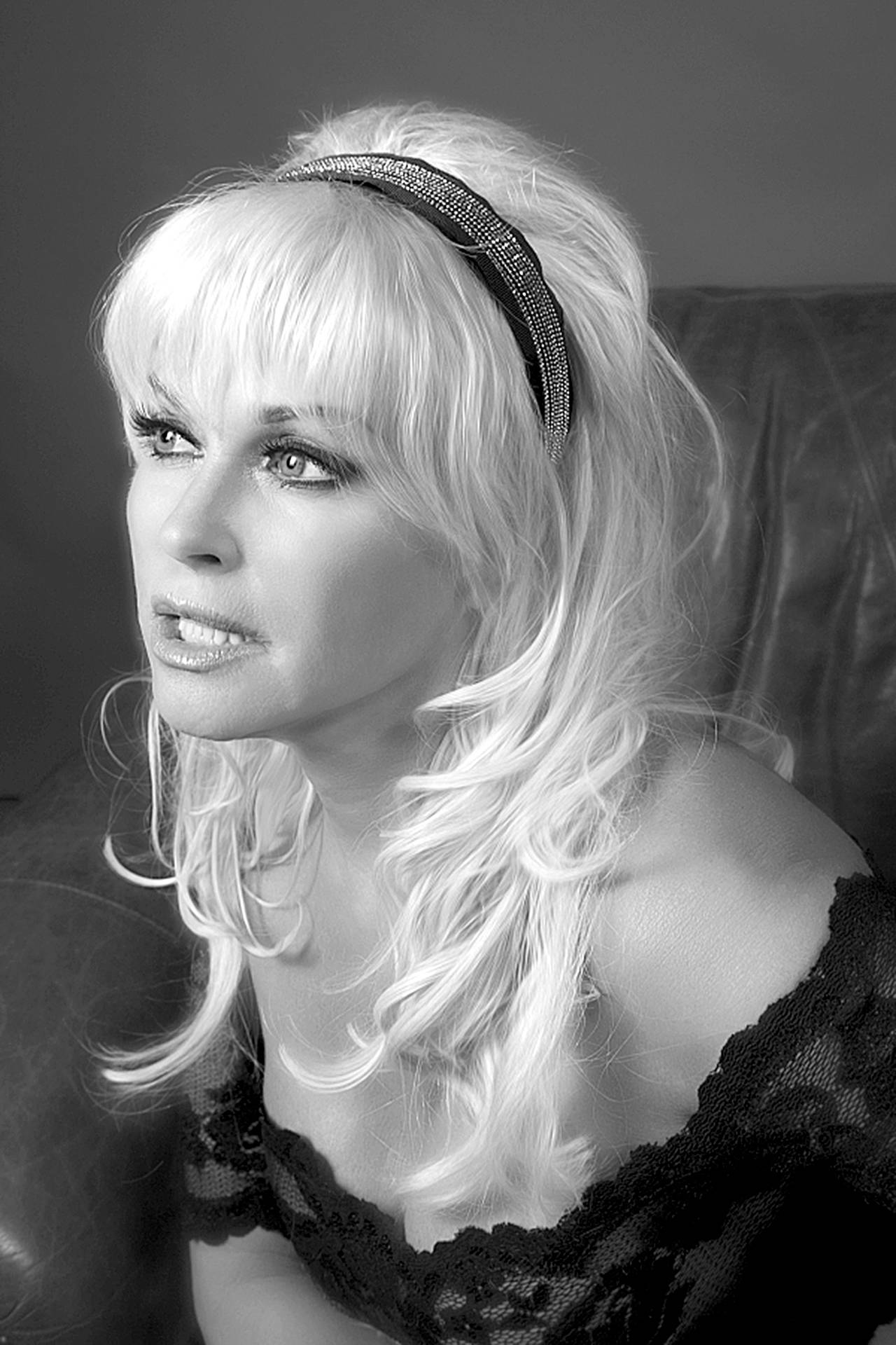 Randy Houser, Lorrie Morgan, Humptulips, Hotel California among the perform...