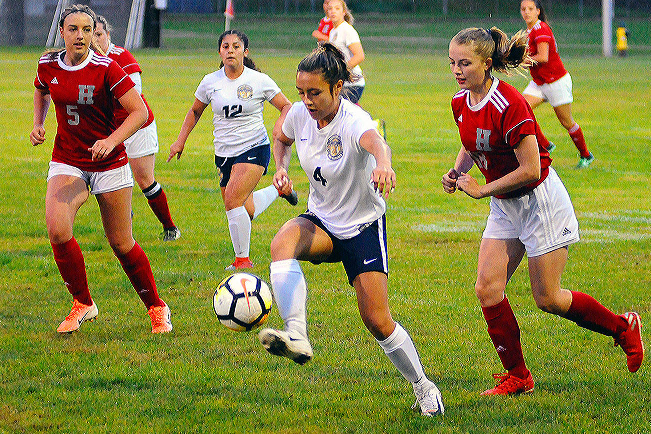 Tuesday Prep Roundup: Green’s late goal give Aberdeen win over Hoquiam