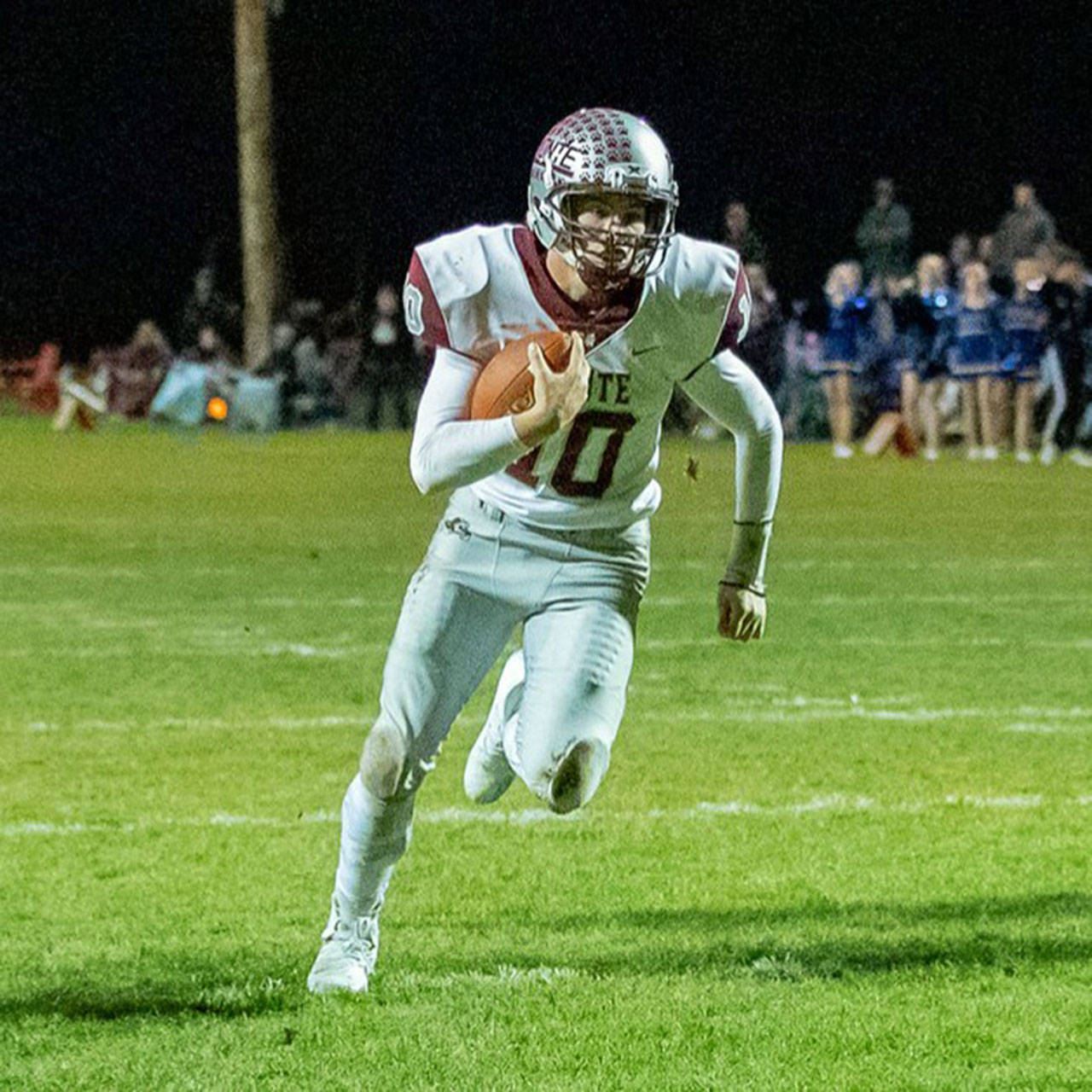 Montesano quarterback Trace Ridgway, seen here against Elma on Nov. 1, was named co-MVP of the 1A Evergreen League along with teammate Sam Winter, the league announced earlier this week. (Photo by Shawn Donnelly)