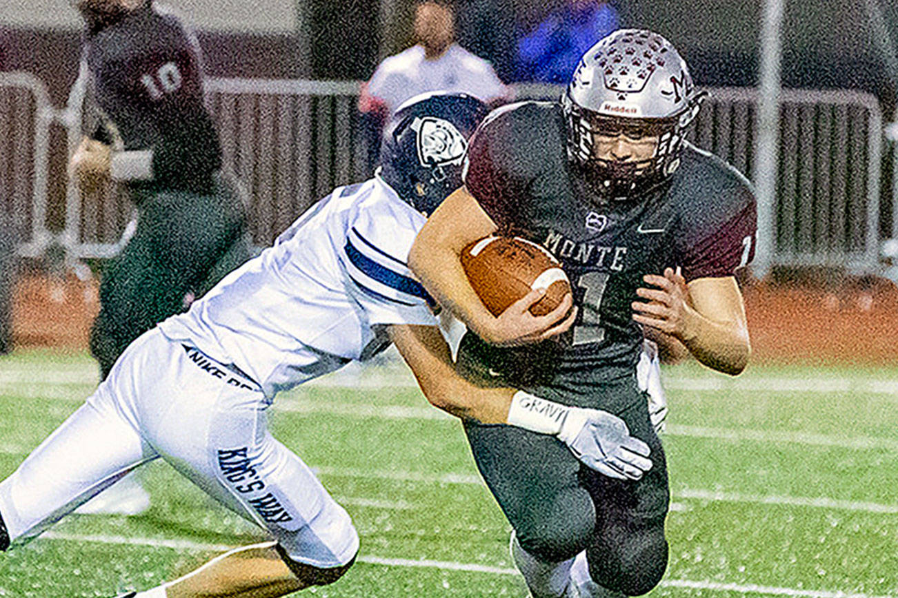 Prep Football Preview: Montesano hosts Deer Park with a spot in the semifinals at stake