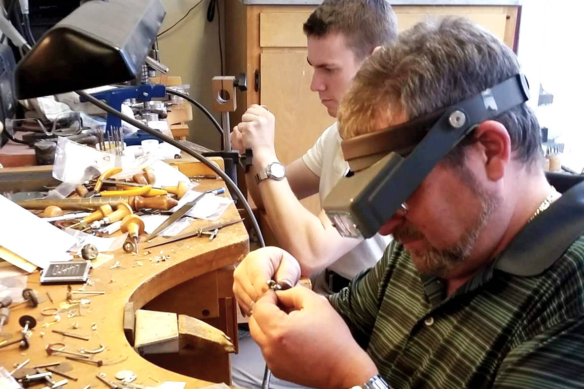 Jewelry store owner lets his work sparkle for itself