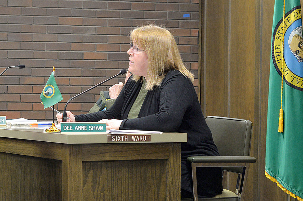 Aberdeen City Council President Dee Anne Shaw gives a report about homeless camp funding at the council meeting on Wednesday (Thorin Sprandel | Grays Harbor News Group)