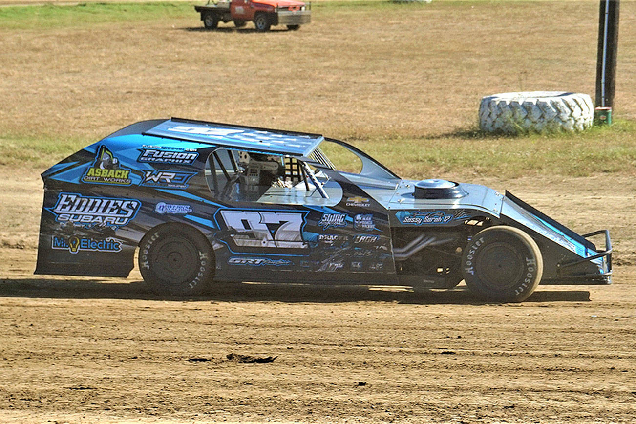 Blood wins for second straight weekend at raceway