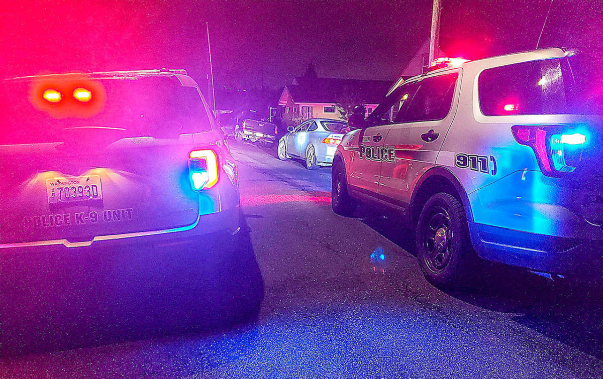 Two arrested after brief police pursuit in Hoquiam Sunday The Daily World