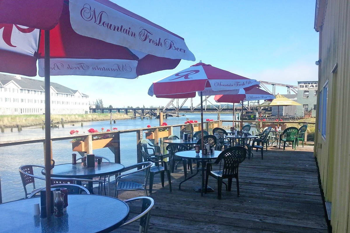 The Breakwater patio is a summer favorite – where better to tuck into the delicious fish and chips or clam chowder!