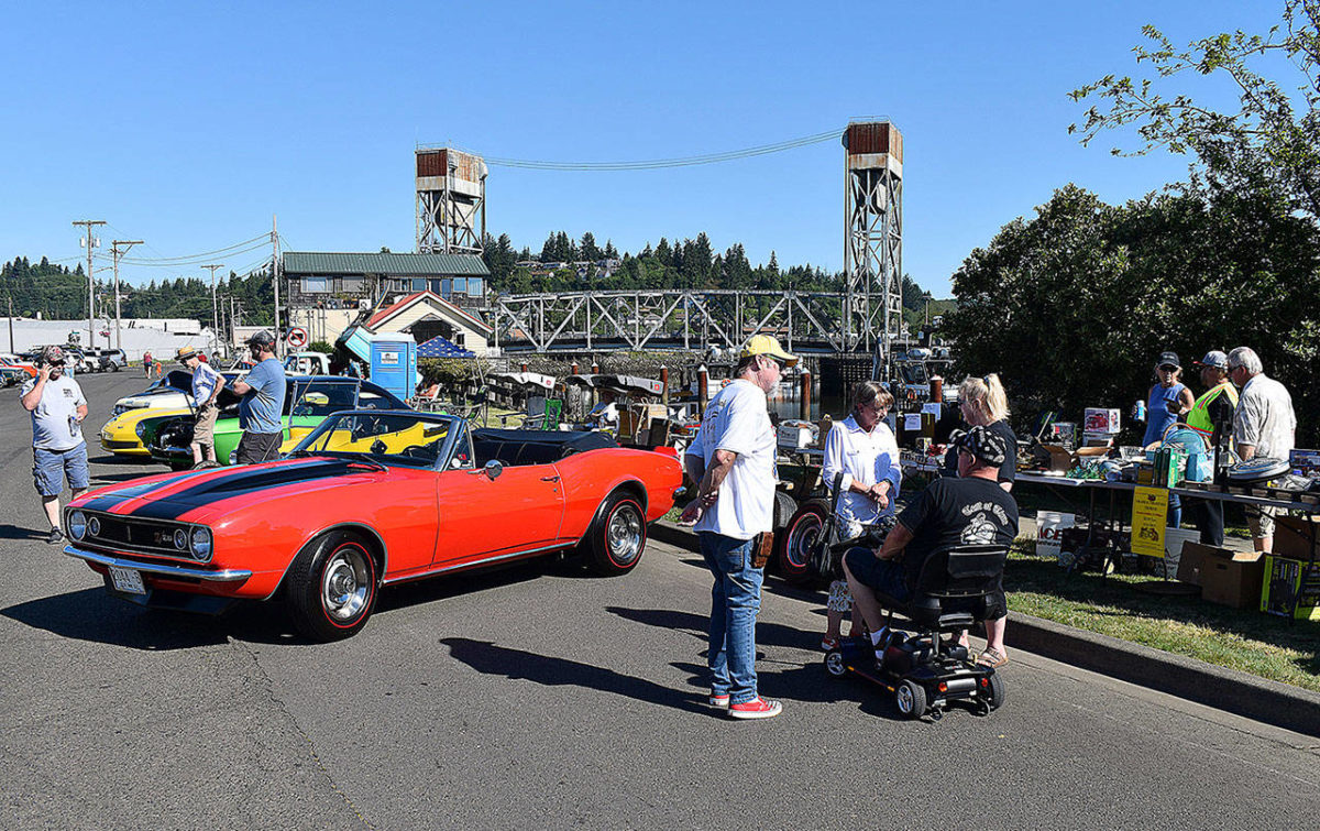 Hot rods, hot day River Run Revival car show draws more than 100