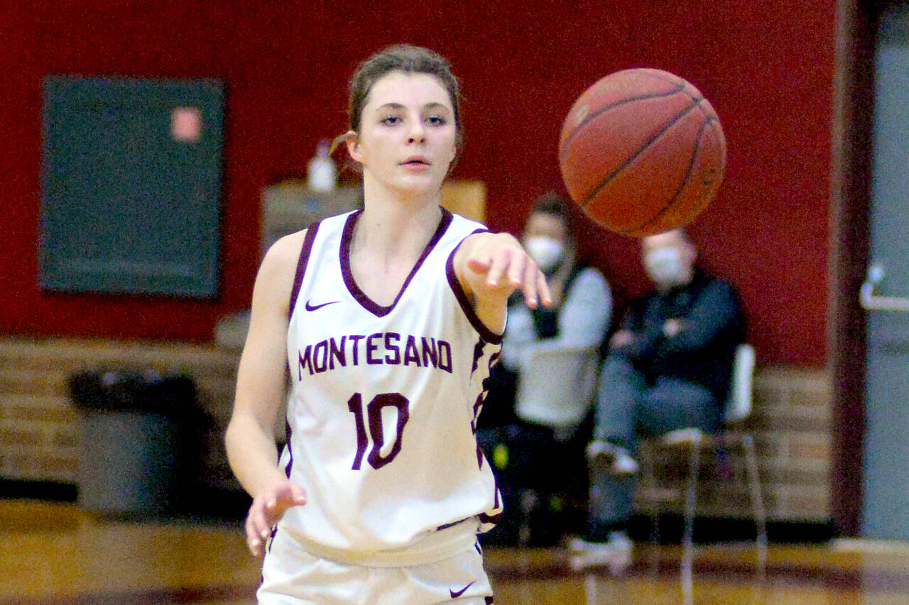 RYAN SPARKS | THE DAILY WORLD Montesano sophomore Mikayla Stanfield (10) scored 12 points and grabbed 10 rebounds in the Bulldogs’ 79-29 victory in the first round of the 1A District 4 Tournament on Friday in Montesano.