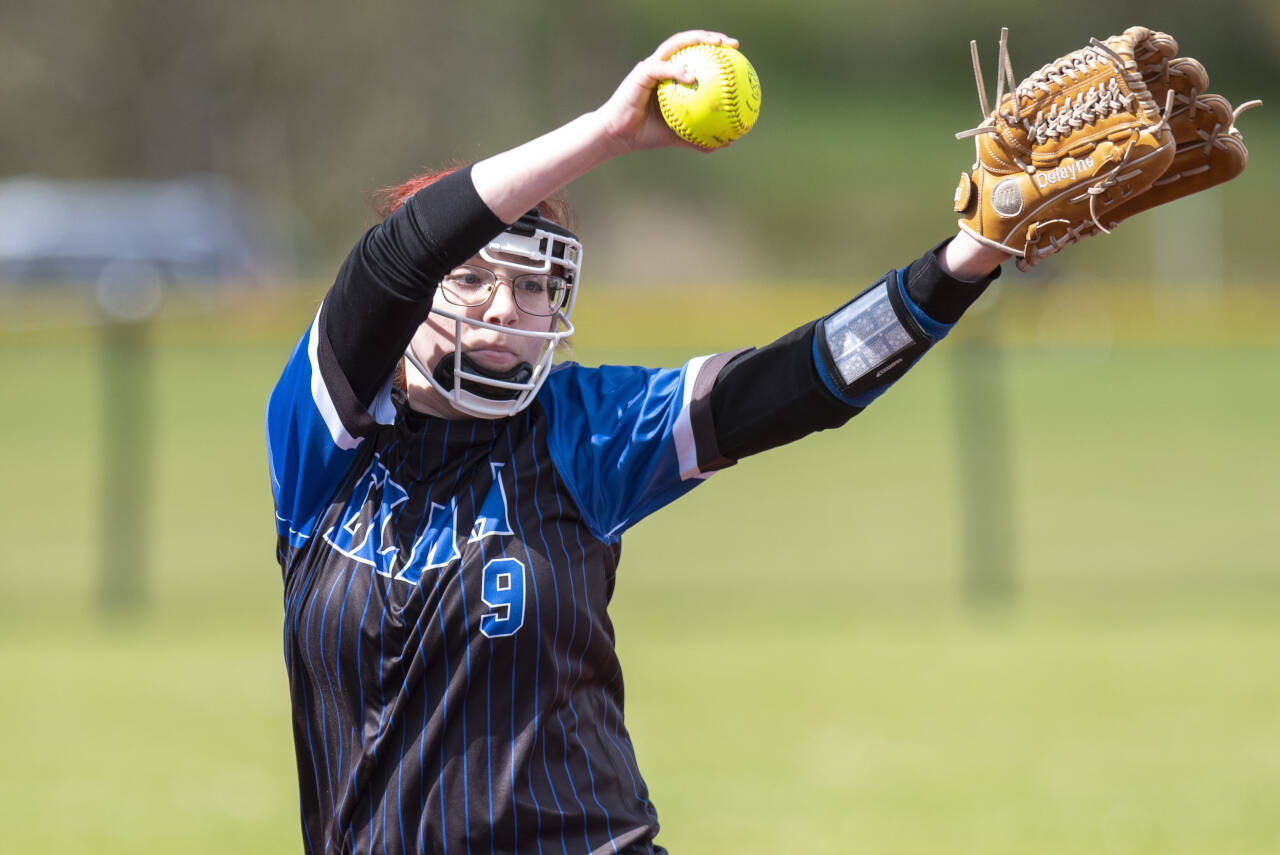 ERIC TRENT | THE CHRONICLE Elma’s Delayne Hanson earned a complete-game victory in the Eagles 8-1 victory over Tenino in a doubleheader on Tuesday in Tenino.