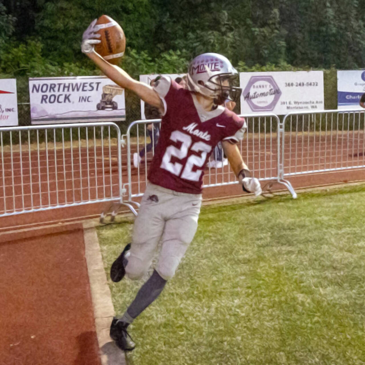 PHOTO BY SHAWN DONNELLY Montesano receiver Bode Poler and the Bulldogs will face undefeated Castle Rock in a nonleague matchup on Friday, Sept. 23, in Montesano.