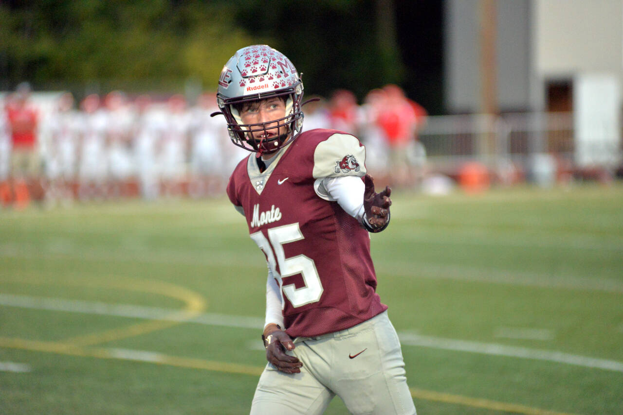 DAILY WORLD FILE PHOTO Montesano senior Kaleb Ames caught two touchdown passes , including the game-clincher late in the fourth quarter, to lead the No. 9 Bulldogs to a 42-21 upset over No. 1 Eatonville on Friday, Oct. 7, 2022 in Eatonville.