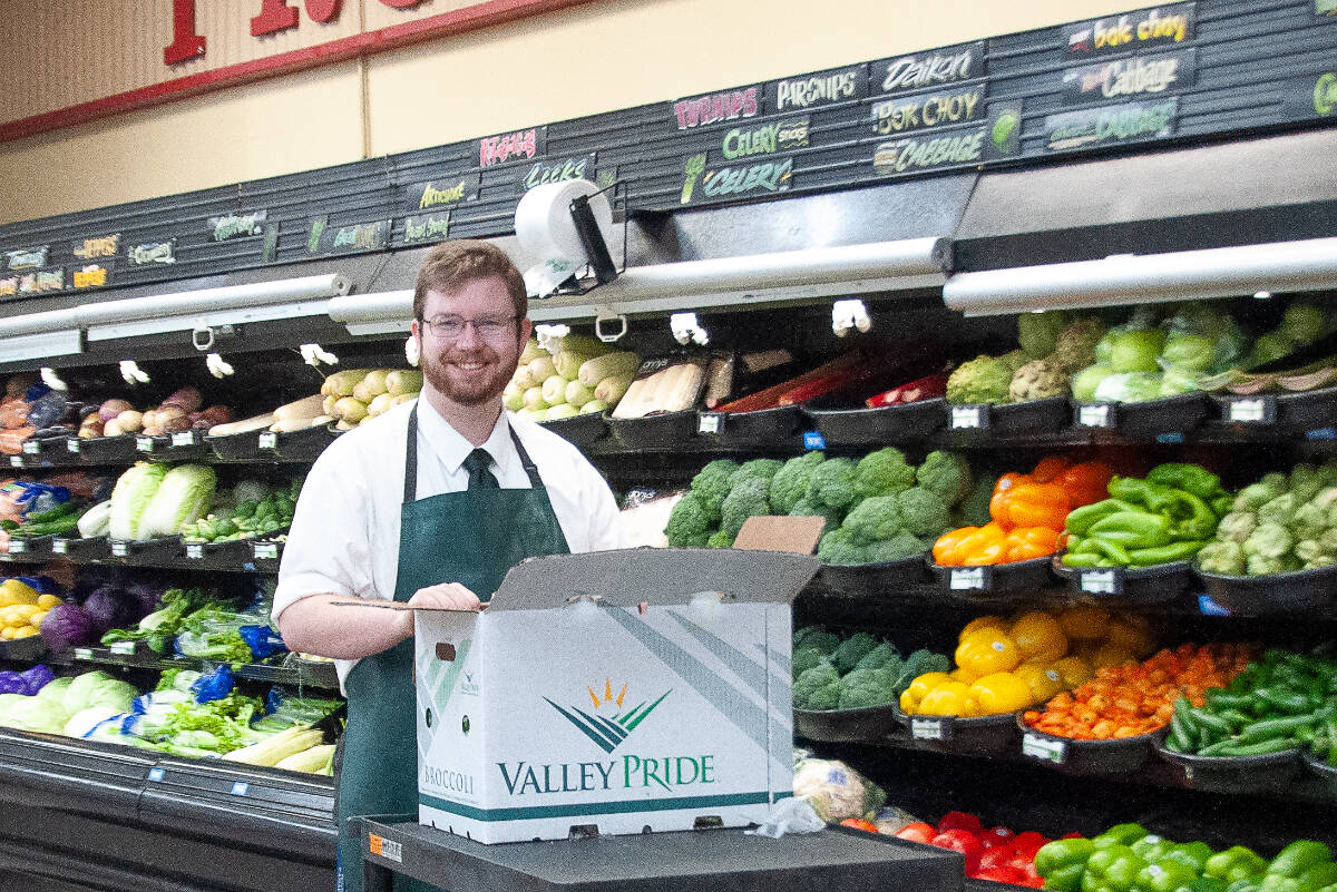 Produce Manager of Aberdeen Swanson’s Jack Peterson says his favorite thing about his job is seeing the expressions on the faces of customers when he answers their questions with confidence and ease.
