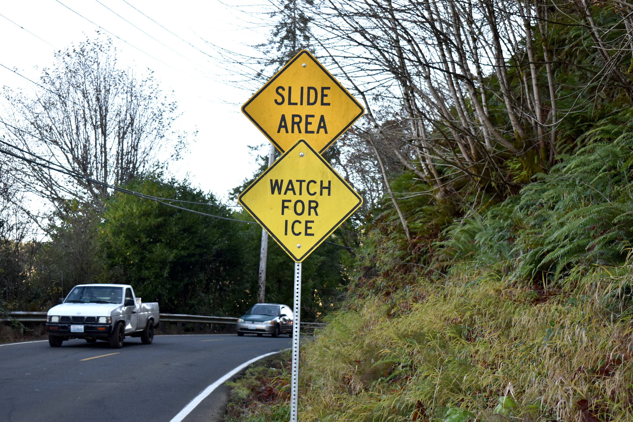 Landslide hits hilly block of Broadway Avenue The Daily World