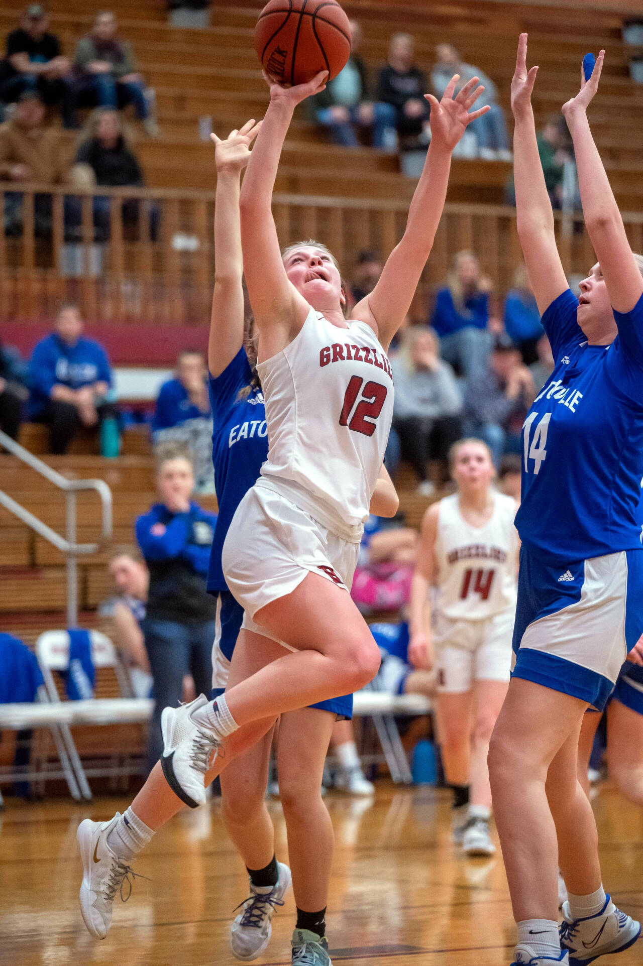 PHOTO BY FOREST WORGUM Hoquiam’s Ashlinn Cady (12) drives to the basket during Hoquiam’s 37-28 loss to Eatonville on Thursday at Hoquiam High School.