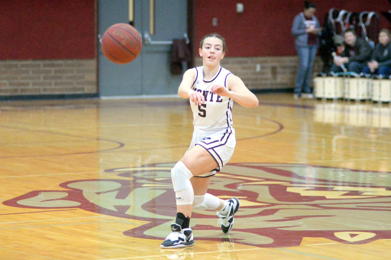 DAILY WORLD FILE PHOTO Montesano’s Jaiden King had five points and a team high seven assists in a 57-52 win over White River on Saturday in Buckley.