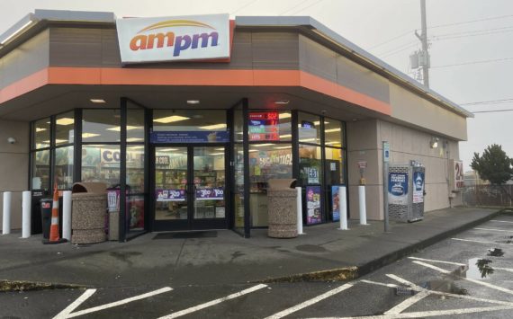Michael S. Lockett / The Daily World 
A man was arrested Sunday morning after passing a cashier at the ampm convenience store a note demanding the contents of the register.