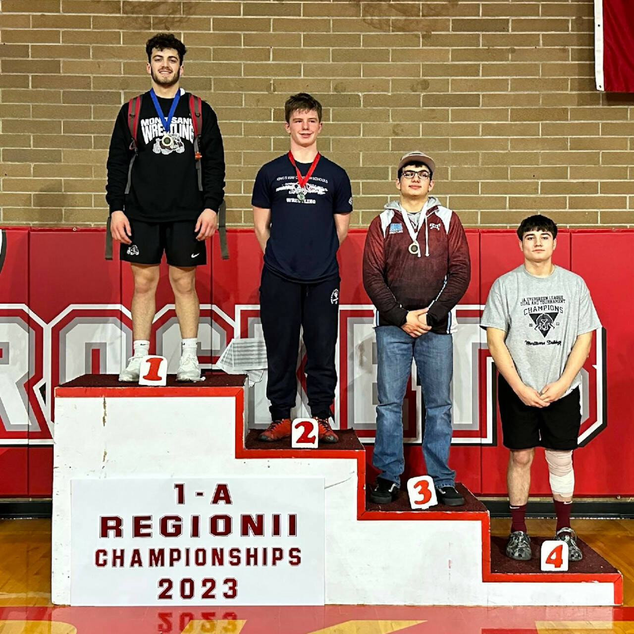 SUBMITTED PHOTO
Montesano’s Mateo Sanchez, left, won the 195-pound championship at the 1A Region 3 Championships on Saturday in Castle Rock.