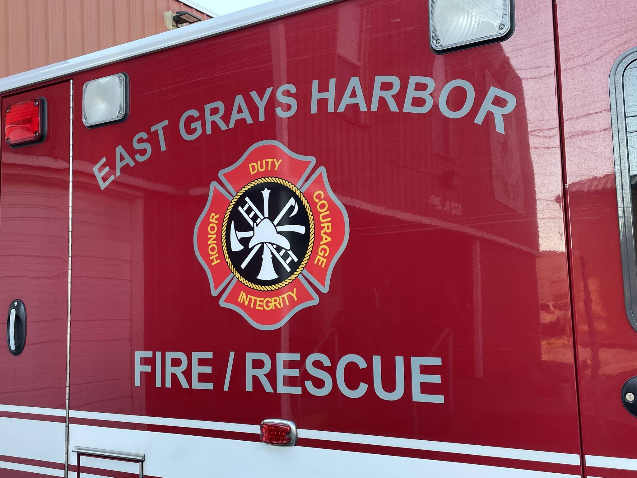 Members of East Grays Harbor Fire and Rescue medevac’d a man seriously injured in an explosion near Elma on the evening of Feb. 14. (Michael S. Lockett / The Daily World File)