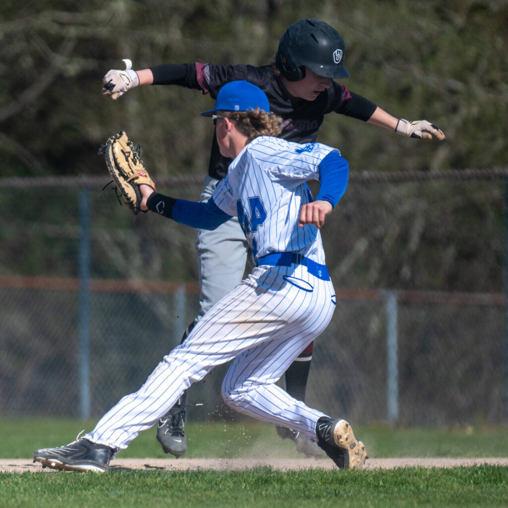 Local Roundup Montesano extends win streak to nine with win over Elma