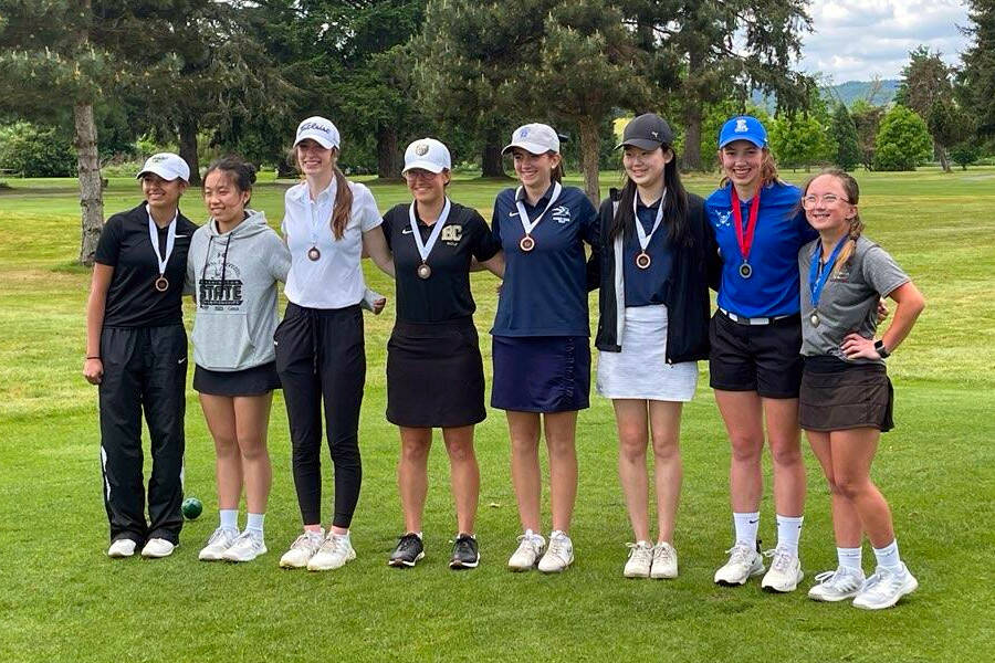 SUBMITTED PHOTO The 1A State girls golf finalists (from left) Overlake’s Sophia Samji, Overlake’s Sherry Fei, Omak’s Halle Richter, Bear Creek’s Rosalind Nordberg, Forest Ridge’s Lulu Gaul Vargas, Forest Ridge’s Evelyn Cho, Elma’s Olivia Moore and Montesano’s Hailey Blancas pose for a photo after the 1A State Tournament on Wednesday in Chehalis.